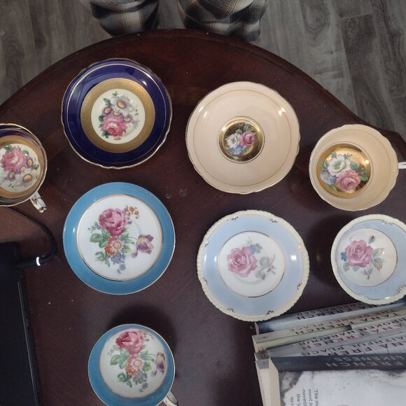Paragon Collector's Dream! 4 cups and saucers, vg to near-mint, rare - Picture 2 of 4